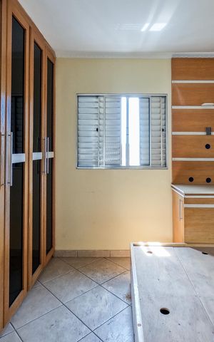 Casa para alugar com 300m², 4 quartos e 8 vagas Casa para alugar com 300m², 4 quartos e 8 vagasSuíte 3