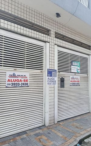Casa para alugar com 300m², 4 quartos e 8 vagas Casa para alugar com 300m², 4 quartos e 8 vagasPlaquinha_ECZZ-35_14-10-2026