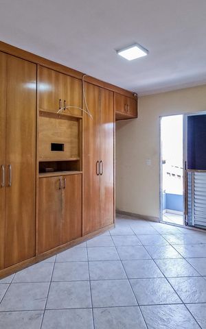 Casa para alugar com 300m², 4 quartos e 8 vagas Casa para alugar com 300m², 4 quartos e 8 vagasSuíte 1