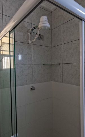 Casa para alugar com 300m², 4 quartos e 8 vagas Casa para alugar com 300m², 4 quartos e 8 vagasBanheiro da Suíte 2