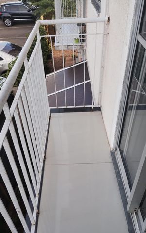Apartamento à venda com 59m², 3 quartos e 1 vaga Apartamento à venda com 59m², 3 quartos e 1 vagaVaranda