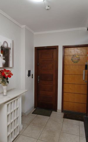 Apartamento para alugar com 52m², 2 quartos e 1 vagaHall de entrada
