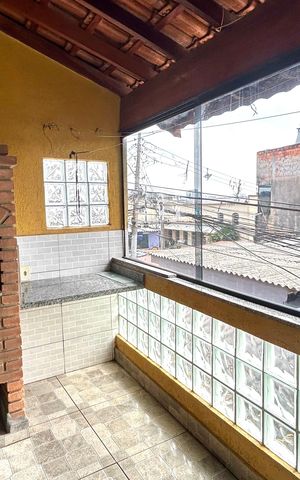 Casa à venda com 211m², 4 quartos e 2 vagas Casa à venda com 211m², 4 quartos e 2 vagasÁrea de Serviço e Churrasqueira