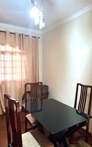 Casa à venda com 211m², 4 quartos e 2 vagas Casa à venda com 211m², 4 quartos e 2 vagasCopa