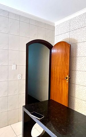 Casa à venda com 211m², 4 quartos e 2 vagas Casa à venda com 211m², 4 quartos e 2 vagasCozinha