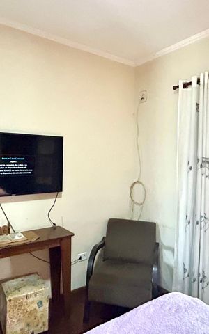 Casa à venda com 211m², 4 quartos e 2 vagas Casa à venda com 211m², 4 quartos e 2 vagasQuarto 3