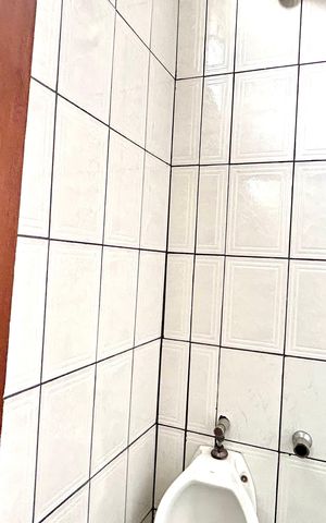 Casa à venda com 211m², 4 quartos e 2 vagas Casa à venda com 211m², 4 quartos e 2 vagasBanheiro 3