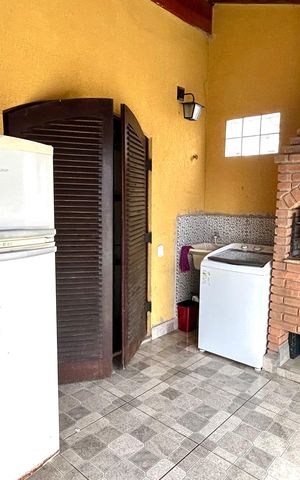 Casa à venda com 211m², 4 quartos e 2 vagas Casa à venda com 211m², 4 quartos e 2 vagasÁrea de Serviço e Churrasqueira