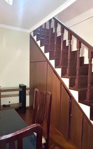 Casa à venda com 211m², 4 quartos e 2 vagas Casa à venda com 211m², 4 quartos e 2 vagasCopa