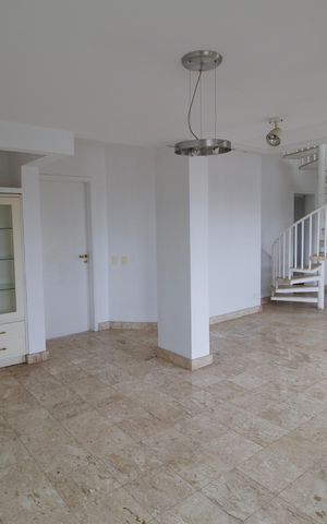 Apartamento à venda com 119m², 4 quartos e 2 vagas