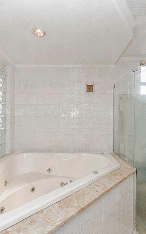 Apartamento à venda com 119m², 4 quartos e 2 vagas