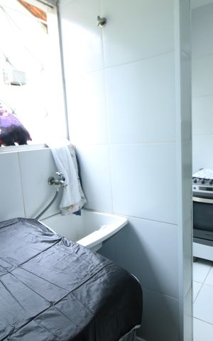 Apartamento à venda com 74m², 2 quartos e 1 vagaÁrea de Serviço