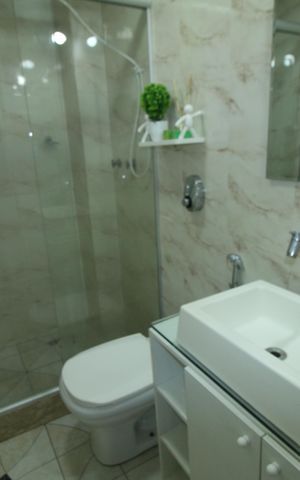Apartamento à venda com 74m², 2 quartos e 1 vagaBanheiro