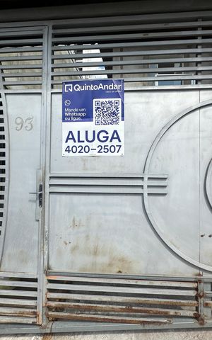 Casa para alugar com 40m², 1 quarto e sem vaga Casa para alugar com 40m², 1 quarto e sem vagaFachada
