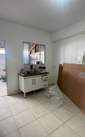 Casa para alugar com 40m², 1 quarto e sem vaga Casa para alugar com 40m², 1 quarto e sem vagaSala/Cozinha