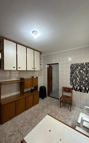 Casa à venda com 220m², 3 quartos e 2 vagas Casa à venda com 220m², 3 quartos e 2 vagasEspaço Gourmet
