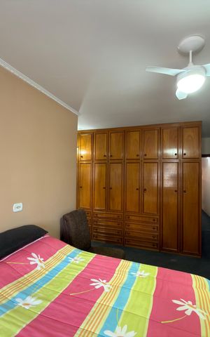 Casa à venda com 220m², 3 quartos e 2 vagas Casa à venda com 220m², 3 quartos e 2 vagasQuarto 1 - Suíte