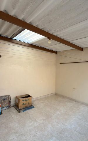 Casa à venda com 220m², 3 quartos e 2 vagas Casa à venda com 220m², 3 quartos e 2 vagasÁrea de Serviço