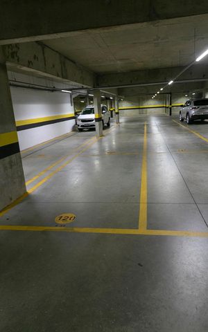 Apartamento para alugar com 98m², 3 quartos e 2 vagasGARAGENS