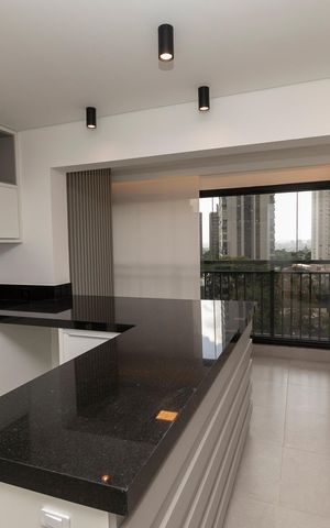 Apartamento para alugar com 98m², 3 quartos e 2 vagasVARANDA