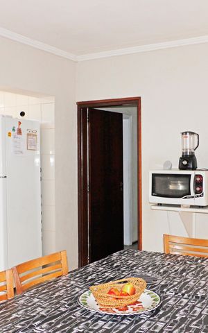 Casa à venda com 168m², 3 quartos e 3 vagasCozinha