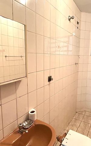 Casa para alugar com 110m², 3 quartos e 2 vagas Casa para alugar com 110m², 3 quartos e 2 vagasBanheiro 2
