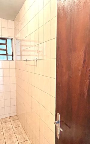 Casa para alugar com 110m², 3 quartos e 2 vagas Casa para alugar com 110m², 3 quartos e 2 vagasBanheiro 2