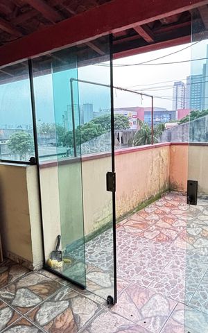 Casa à venda com 180m², 3 quartos e 2 vagas Casa à venda com 180m², 3 quartos e 2 vagasÁrea de Serviço
