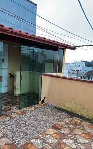 Casa à venda com 180m², 3 quartos e 2 vagas Casa à venda com 180m², 3 quartos e 2 vagasÁrea de Serviço