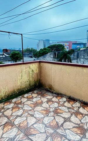 Casa à venda com 180m², 3 quartos e 2 vagas Casa à venda com 180m², 3 quartos e 2 vagasÁrea de Serviço