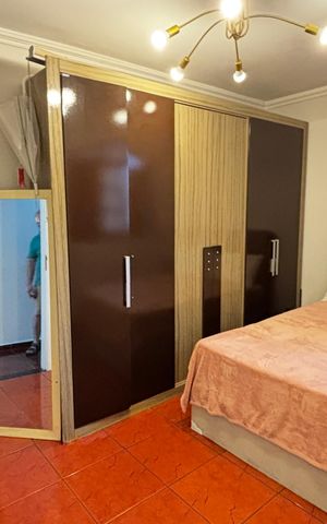 Casa à venda com 180m², 3 quartos e 2 vagas Casa à venda com 180m², 3 quartos e 2 vagasQuarto 1