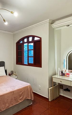 Casa à venda com 180m², 3 quartos e 2 vagas Casa à venda com 180m², 3 quartos e 2 vagasQuarto 1