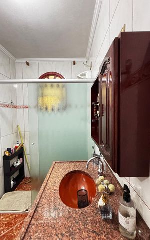 Casa à venda com 180m², 3 quartos e 2 vagas Casa à venda com 180m², 3 quartos e 2 vagasBanheiro da Suíte