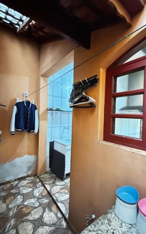 Casa à venda com 180m², 3 quartos e 2 vagas Casa à venda com 180m², 3 quartos e 2 vagasDespensa