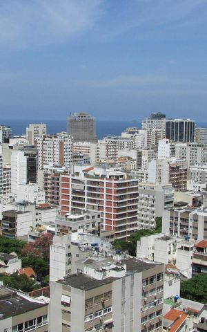 Apartamento à venda com 76m², 2 quartos e 1 vaga