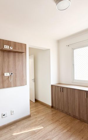 Apartamento para alugar com 87m², 3 quartos e 2 vagas Apartamento para alugar com 87m², 3 quartos e 2 vagasQuarto