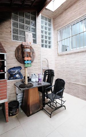 Casa à venda com 309m², 4 quartos e 4 vagasGaragem