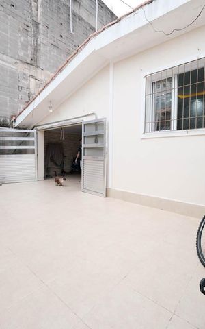 Casa à venda com 309m², 4 quartos e 4 vagasGaragem