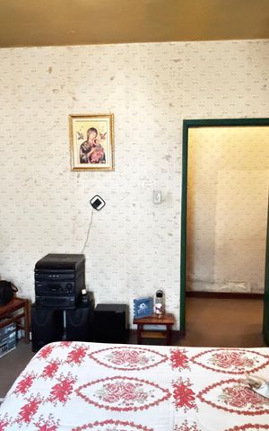 Casa à venda com 300m², 2 quartos e 3 vagas Casa à venda com 300m², 2 quartos e 3 vagasQuarto 1