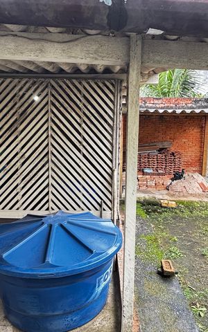 Casa à venda com 300m², 2 quartos e 3 vagas Casa à venda com 300m², 2 quartos e 3 vagasQuintal
