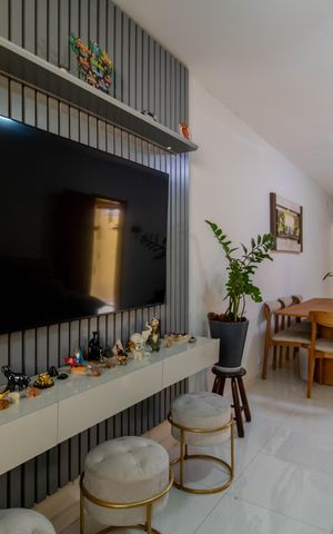 Casa à venda com 105m², 3 quartos e 3 vagas Casa à venda com 105m², 3 quartos e 3 vagasSala