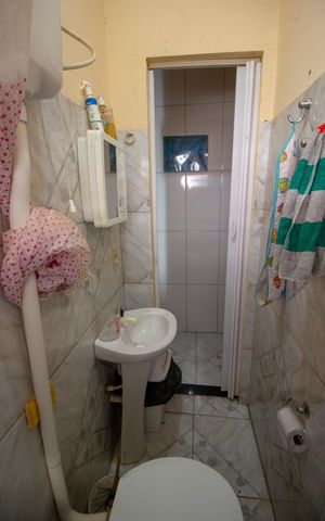 Casa à venda com 150m², 5 quartos e 3 vagasBanheiro 3