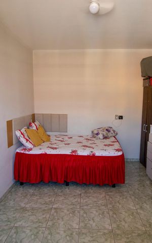 Casa à venda com 150m², 5 quartos e 3 vagasQuarto