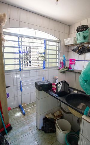 Casa à venda com 150m², 5 quartos e 3 vagasÁrea de serviço