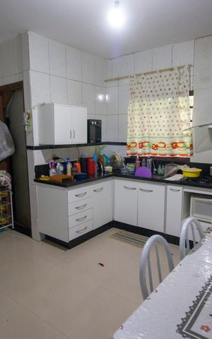 Casa à venda com 150m², 5 quartos e 3 vagasCozinha 3