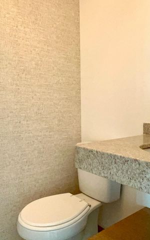 Apartamento para alugar com 118m², 3 quartos e 2 vagas Apartamento para alugar com 118m², 3 quartos e 2 vagasLavabo