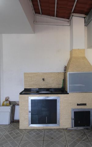 Casa de condomínio à venda com 90m², 3 quartos e 1 vagaÁrea externa