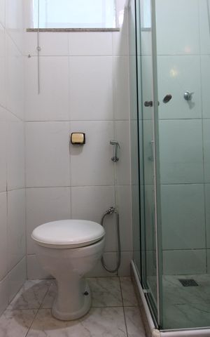 Casa de condomínio à venda com 90m², 3 quartos e 1 vagaBanheiro da suíte