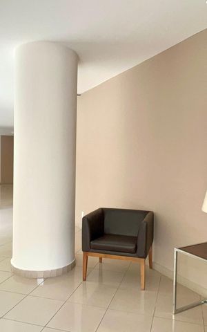 Apartamento à venda com 137m², 3 quartos e 1 vaga Apartamento à venda com 137m², 3 quartos e 1 vagaHall de entrada