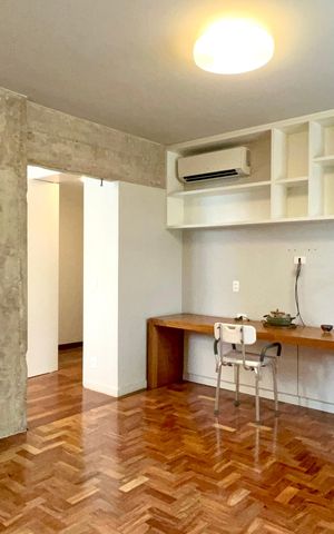Apartamento à venda com 137m², 3 quartos e 1 vaga Apartamento à venda com 137m², 3 quartos e 1 vagaSuite